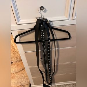 Bundle of brandy Melville belts